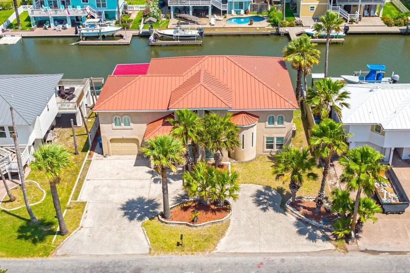 Luxury and comfortable coastal living in this 5 bedroom, 5 bath - Beach Home for sale in Rockport, Texas on Beachhouse.com