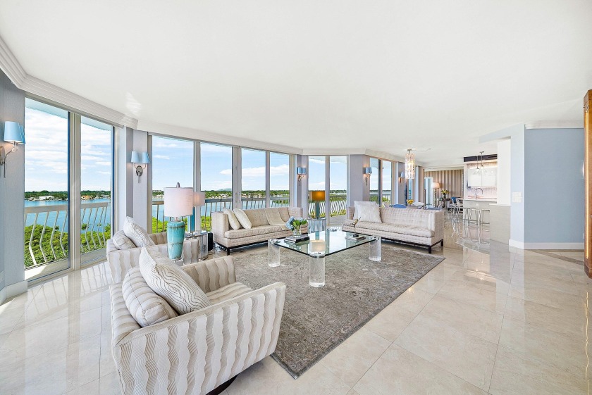 Rarely available southwest corner Penthouse! Exceptional - Beach Condo for sale in Palm Beach, Florida on Beachhouse.com