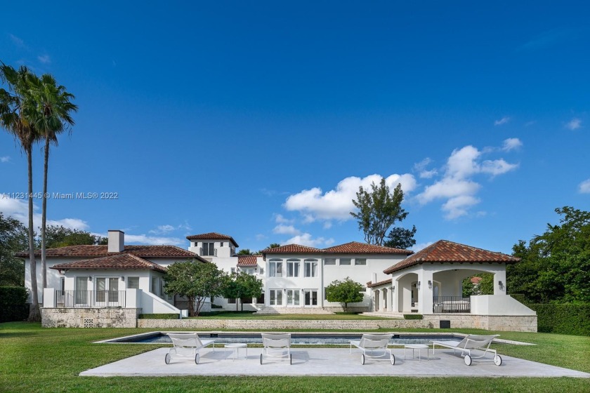 Perfect pairing of Palm Beach & Gables Estates.Elegant, private - Beach Home for sale in Coral  Gables, Florida on Beachhouse.com