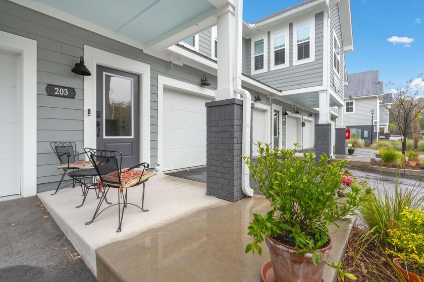 GOLF COURSE LIVING ! Discover effortless Lowcountry living in - Beach Condo for sale in Charleston, South Carolina on Beachhouse.com