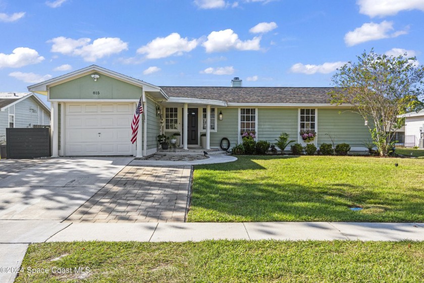 This delightful 3 bed, 2 bath home is a perfect blend of classic - Beach Home for sale in Rockledge, Florida on Beachhouse.com