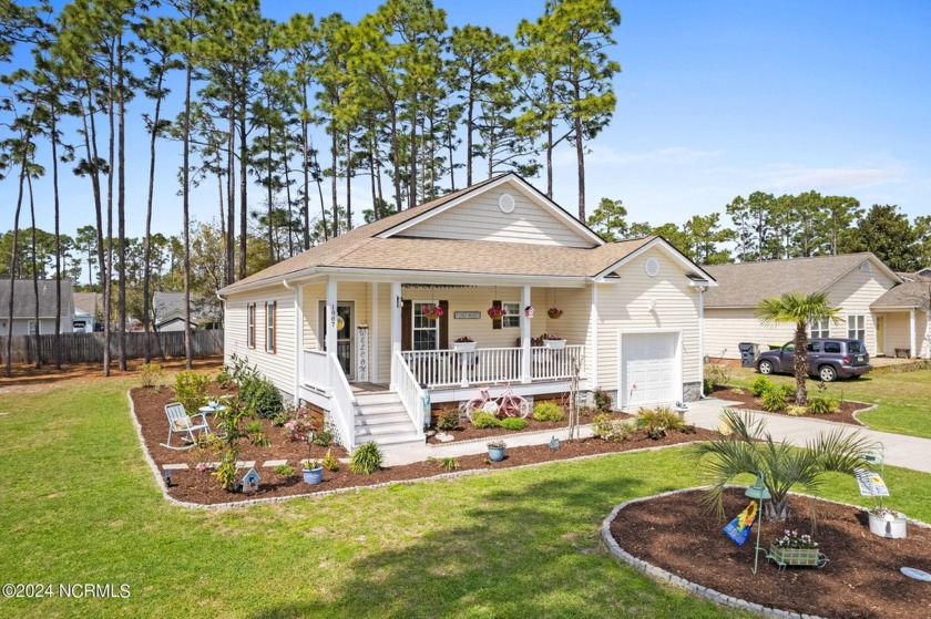 WOW! A rare opportunity to own this stunning 3 bedroom home - Beach Home for sale in Southport, North Carolina on Beachhouse.com