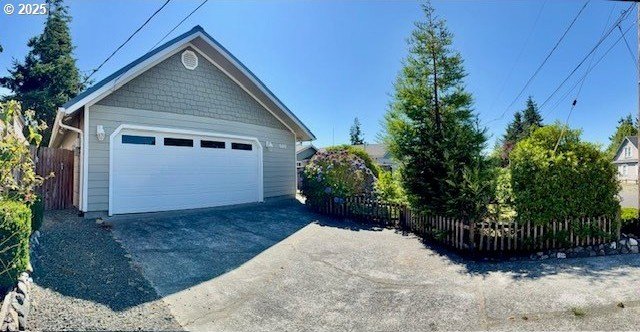 Tucked away in Eastside neighborhood, this charming updated home - Beach Home for sale in Coos Bay, Oregon on Beachhouse.com