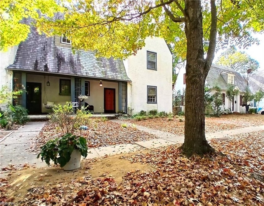 Charming 4-bedroom, 1.5-bath home in historic Hilton Village - Beach Townhome/Townhouse for sale in Newport News, Virginia on Beachhouse.com