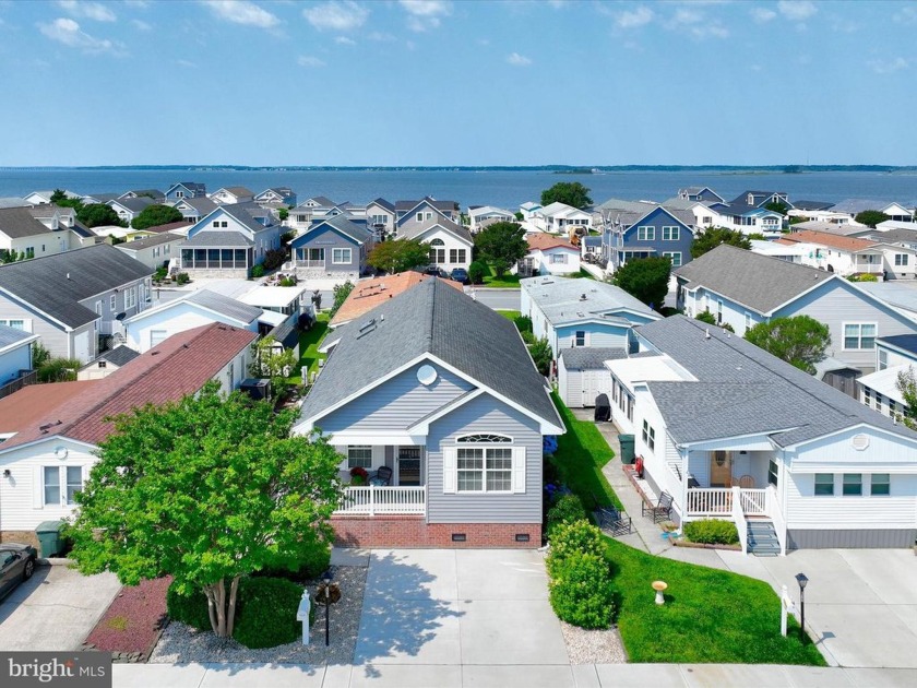 Welcome to this beautifully furnished,  3-bedroom, 2-bath, home - Beach Home for sale in Ocean City, Maryland on Beachhouse.com