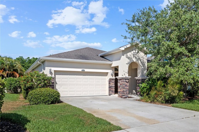 Welcome to your dream home! This stunning 3-bedroom , 2-bathroom - Beach Home for sale in Palmetto, Florida on Beachhouse.com