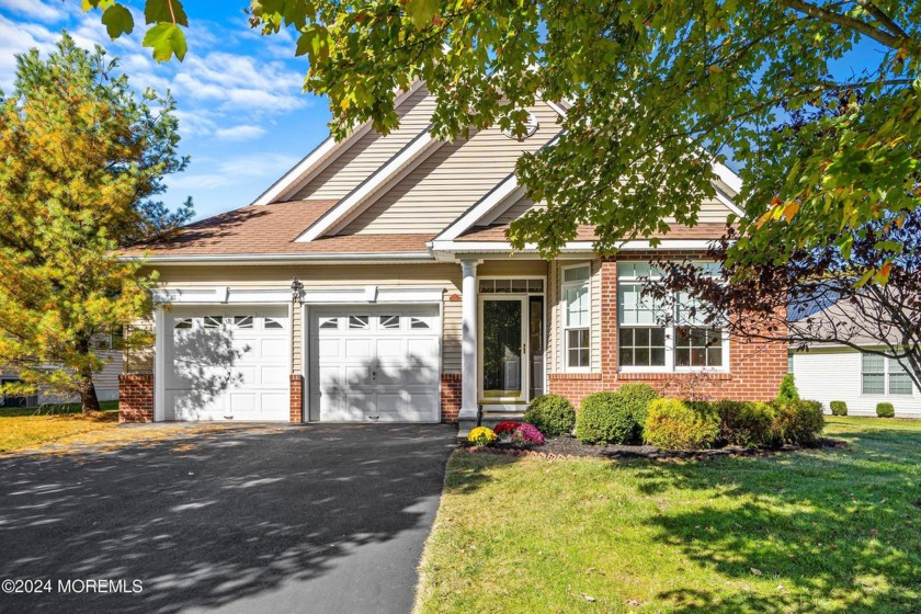 This charming 2 bedroom, 2 bath home is nestled within a vibrant - Beach Home for sale in Ocean Township, New Jersey on Beachhouse.com