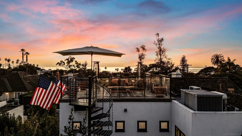 Elegant 4 bed, 3 bath Tudor-style La Jolla home with European - Beach Home for sale in La Jolla, California on Beachhouse.com