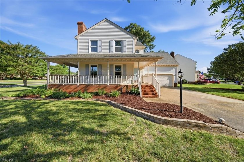 Great family home with lots of charm. Home sits on a huge corner - Beach Home for sale in Chesapeake, Virginia on Beachhouse.com