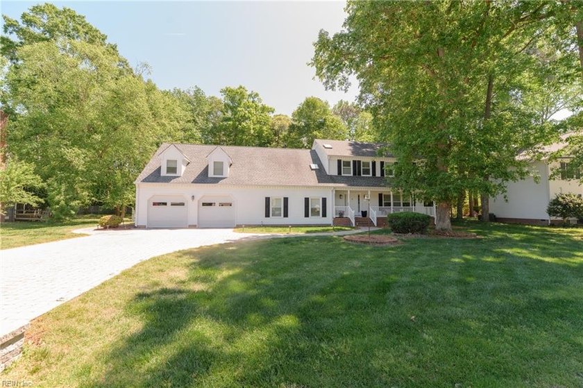 Welcome to this amazing home in the sought-out Woodlake Crossing - Beach Home for sale in Yorktown, Virginia on Beachhouse.com