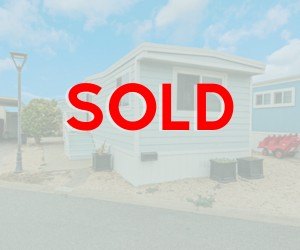 This cozy 2 bedroom and 1 bathroom home offers a spacious living - Beach Home for sale in Pacifica, California on Beachhouse.com