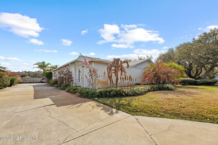 Welcome to St Augustine Beach! This fully renovated condo has - Beach Condo for sale in St. Augustine Beach, Florida on Beachhouse.com