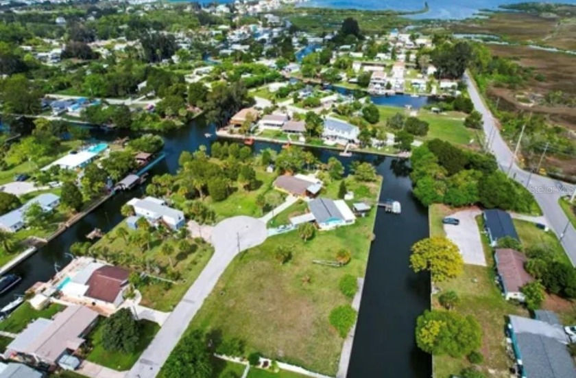 This is a build-ready cul de sac  waterfront, double lot with a - Beach Lot for sale in Hudson, Florida on Beachhouse.com
