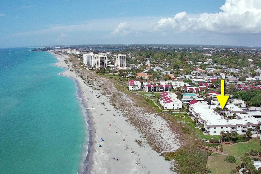 Don't miss out on this lovely second  floor, 2 bed, 2 bath beach - Beach Condo for sale in Venice, Florida on Beachhouse.com