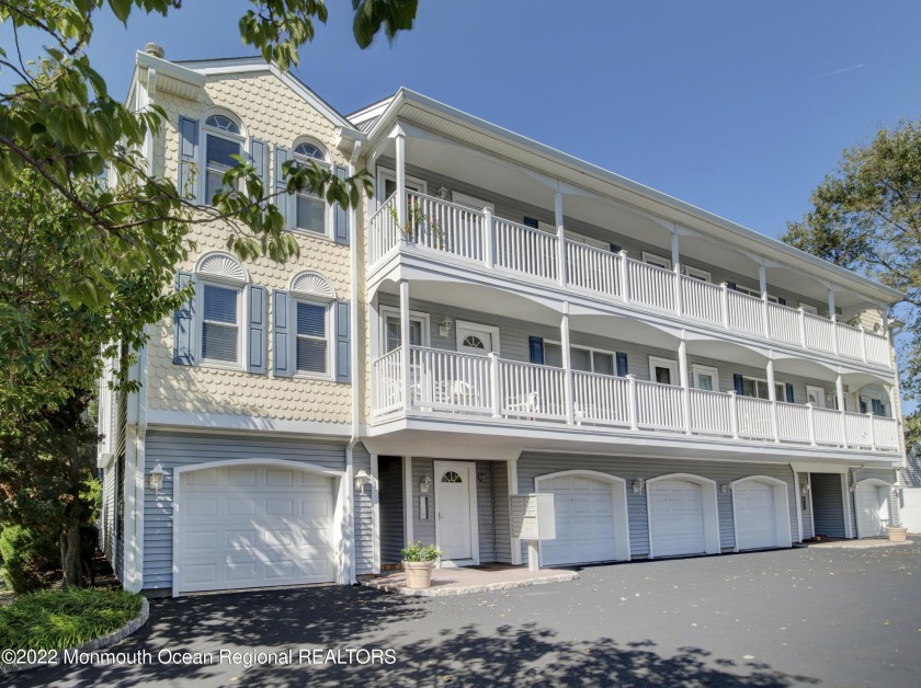 Great location for this top floor condo under 2  blocks to beach - Beach Condo for sale in Bradley Beach, New Jersey on Beachhouse.com