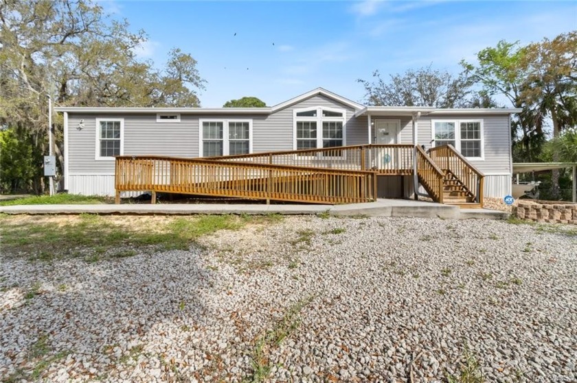 Enjoy the Old Homosassa waterfront lifestyle in this spacious 3 - Beach Home for sale in Homosassa, Florida on Beachhouse.com