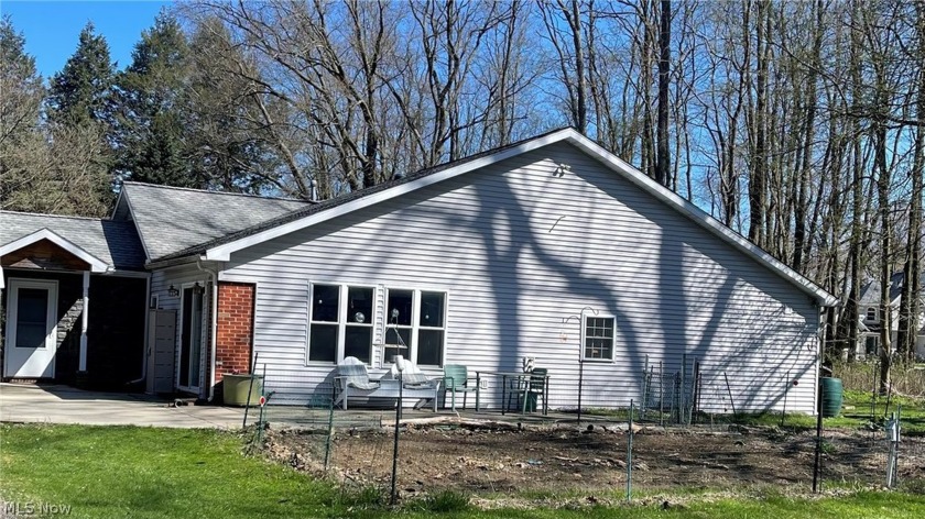 Welcome to this three bedroom ranch in the Buckeye School - Beach Home for sale in Conneaut, Ohio on Beachhouse.com