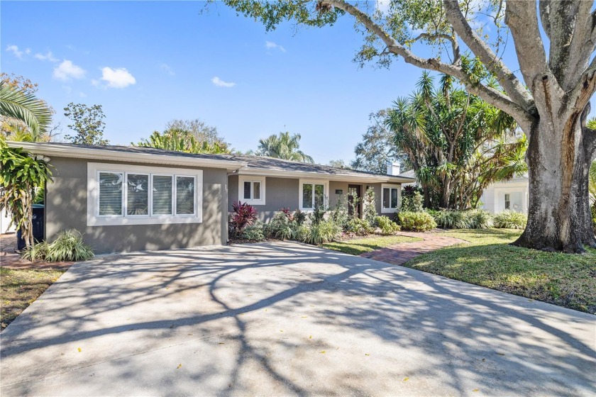 Located in the highly desirable Beach Park neighborhood, this - Beach Home for sale in Tampa, Florida on Beachhouse.com