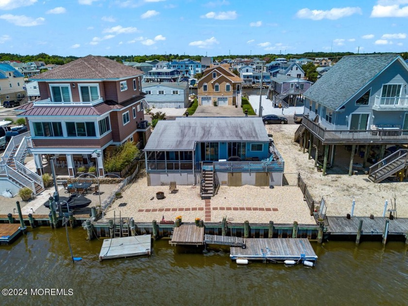 There are endless possibilities in this adorable home located in - Beach Home for sale in Tuckerton, New Jersey on Beachhouse.com