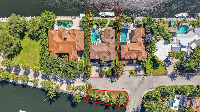 Unique, private & rare location in guard-house secured Seven - Beach Home for sale in Fort Lauderdale, Florida on Beachhouse.com