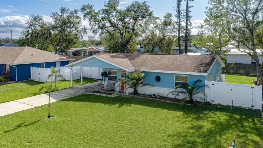 Adorable Palmetto Point Gem - 

Welcome to your dream home in - Beach Home for sale in Palmetto, Florida on Beachhouse.com