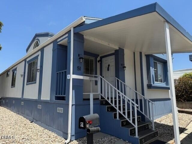 Welcome to this bright and beautiful 3-bedroom, 2-bathroom home - Beach Home for sale in Ventura, California on Beachhouse.com