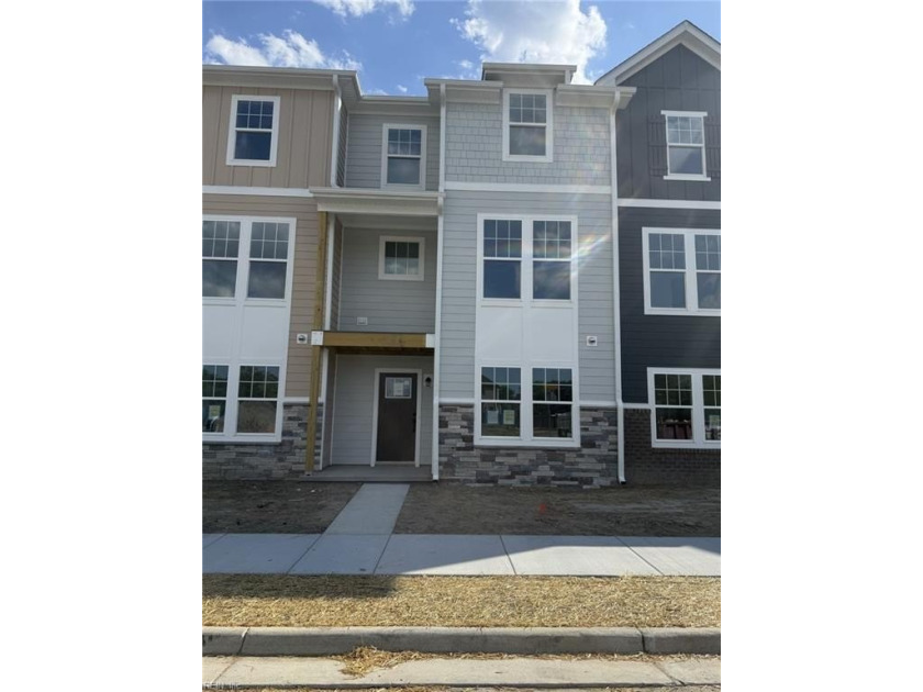 Under Construction:LuxuryTownhome w/2-car garage, covered entry - Beach Townhome/Townhouse for sale in Chesapeake, Virginia on Beachhouse.com