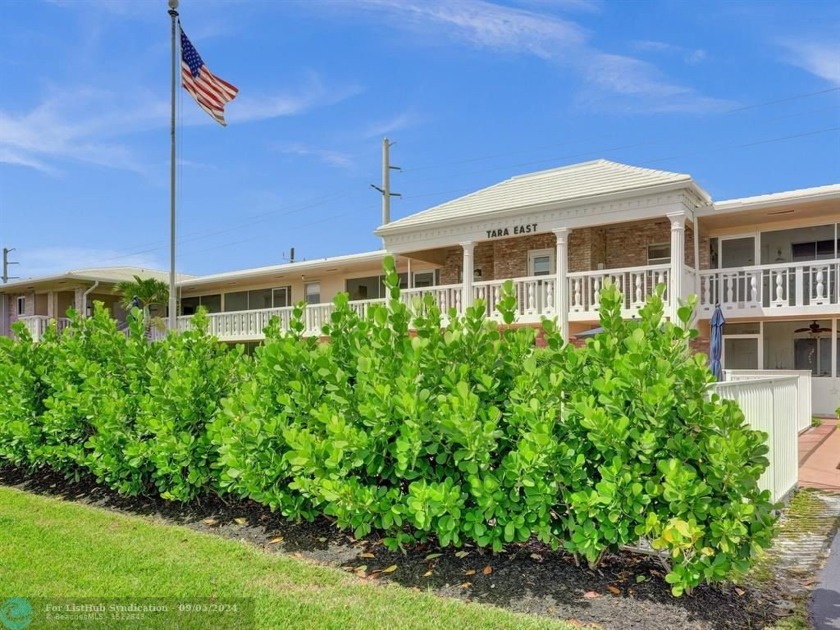 Location!! Tara East Condo in the heart of Imperial point. This - Beach Condo for sale in Fort Lauderdale, Florida on Beachhouse.com