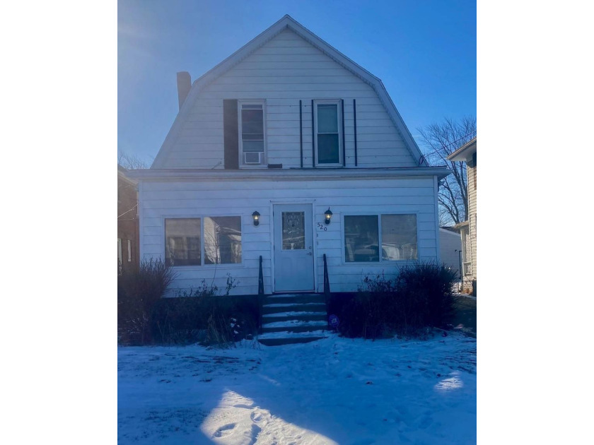 This is a foreclosure auction. No interior access. Min. Bid $80 - Beach Home for sale in Sandusky, Ohio on Beachhouse.com