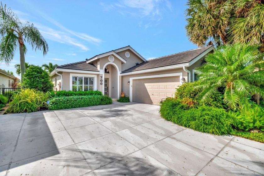 This stunning designer home is a masterpiece of modern elegance - Beach Home for sale in Delray Beach, Florida on Beachhouse.com