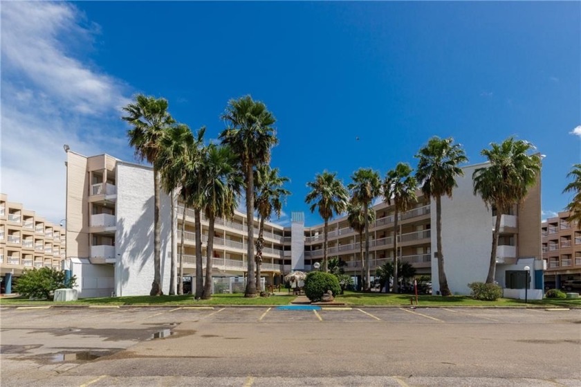 $5K buyers' credit & sold fully furnished! Welcome to your - Beach Condo for sale in Corpus Christi, Texas on Beachhouse.com