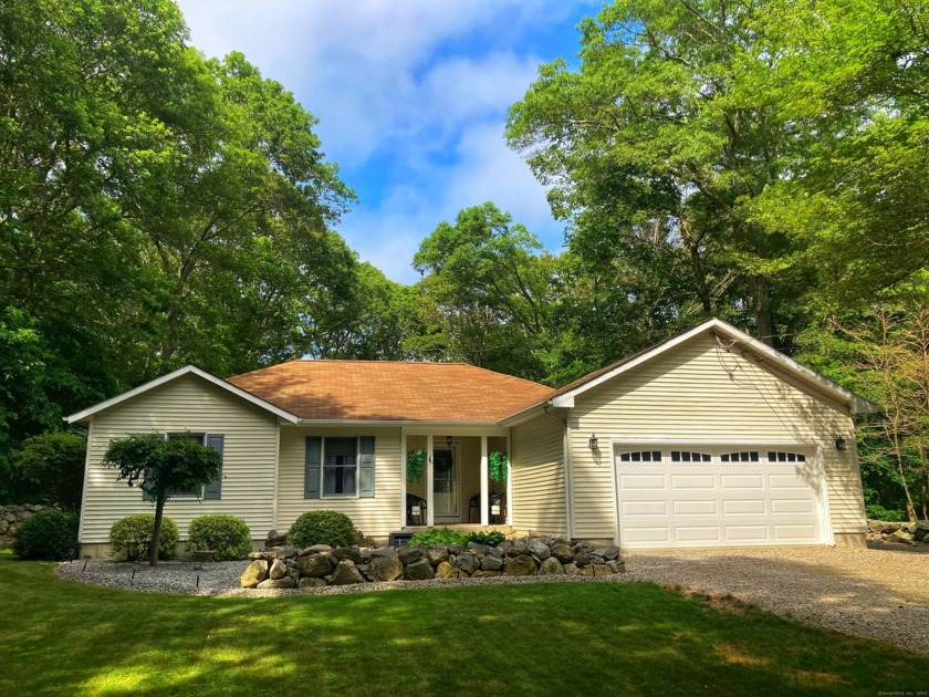 Easy, one level, living in this immaculate, impeccably - Beach Home for sale in Groton, Connecticut on Beachhouse.com