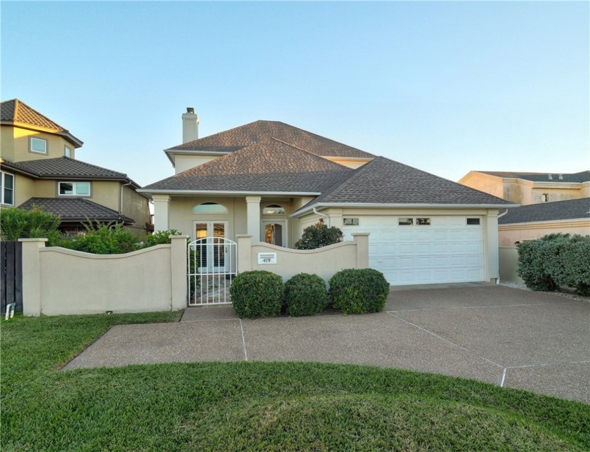 Waterfront oasis  poised atop a bluff, with sweeping vistas of - Beach Home for sale in Portland, Texas on Beachhouse.com