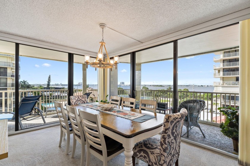 It's rare to find a THREE BEDROOM, THREE BATH unit in an - Beach Condo for sale in Singer Island, Florida on Beachhouse.com