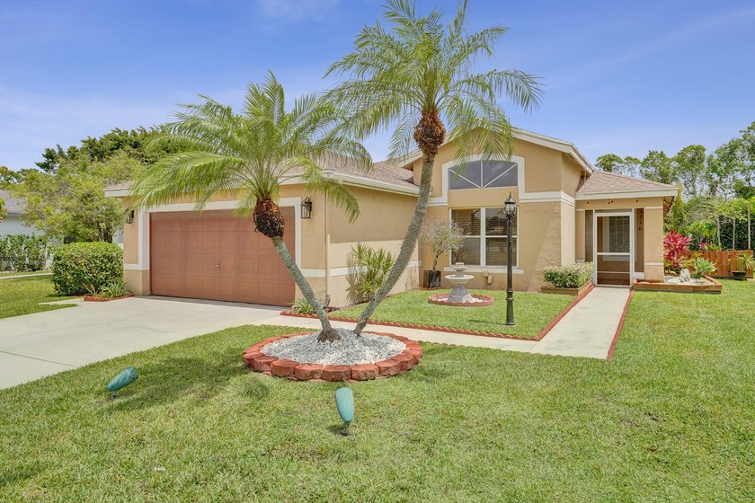 Move-in ready 3-bedroom, 2-bath home in the highly desirable - Beach Home for sale in Boynton Beach, Florida on Beachhouse.com