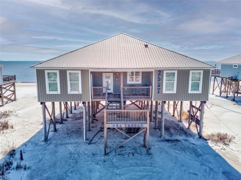 Welcome to paradise on Dauphin Island's west end! This property - Beach Home for sale in Dauphin Island, Alabama on Beachhouse.com