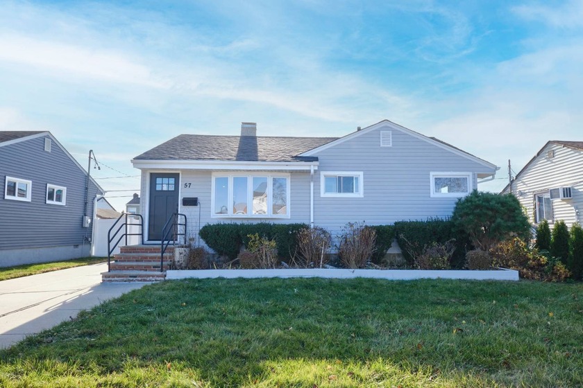 Welcome home to this beautifully renovated ranch in Freeport! - Beach Home for sale in Freeport, New York on Beachhouse.com
