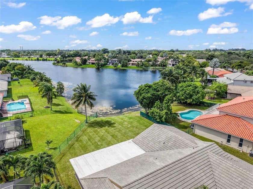 Welcome to your slice of paradise in the heart of Hawke's Bluff! - Beach Home for sale in Davie, Florida on Beachhouse.com