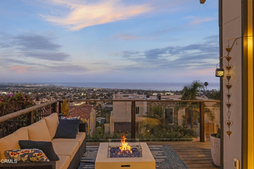 Unobstructed Ocean Views | Expanded Living Space | Ventura - Beach Home for sale in Ventura, California on Beachhouse.com