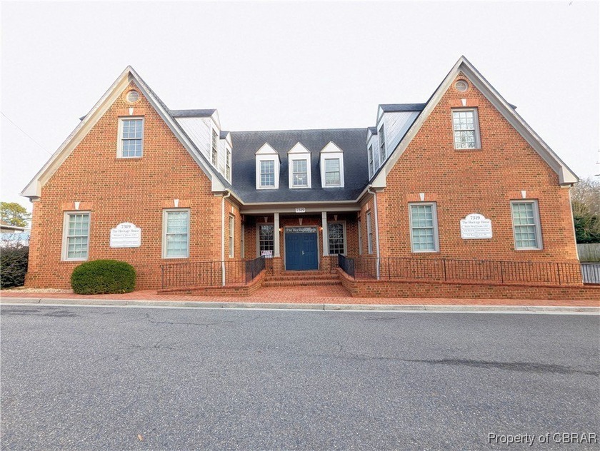 Rare Opportunity to own in downtown Gloucester Courthouse. Don't - Beach Condo for sale in Gloucester, Virginia on Beachhouse.com
