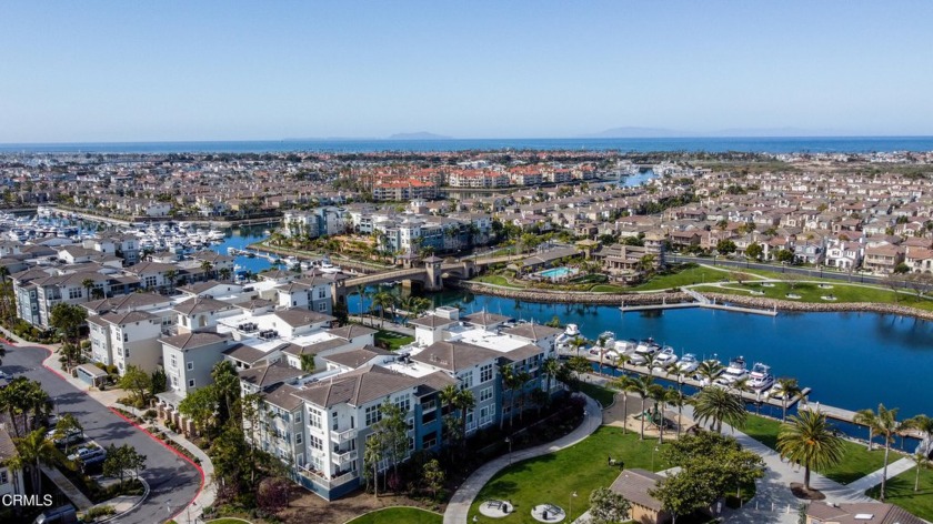 Single level living in beautiful  Seabridge waterfront community - Beach Condo for sale in Oxnard, California on Beachhouse.com