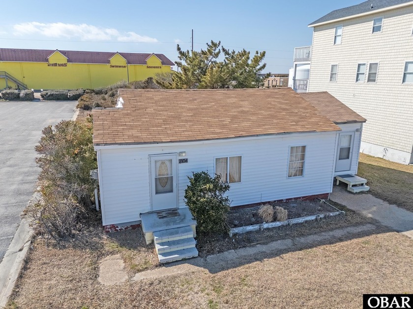 SEMI-OCEANFRONT! Excellent Location! Cottage on 228 Feet Deep - Beach Home for sale in Nags Head, North Carolina on Beachhouse.com
