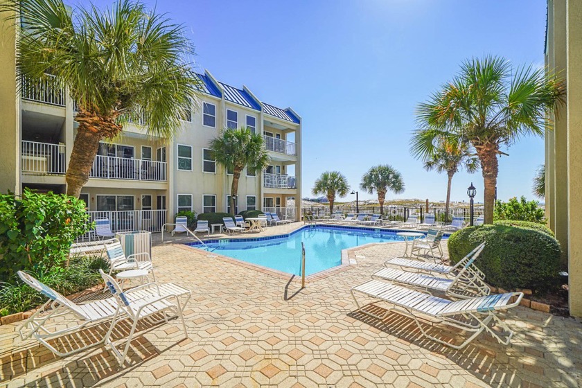 Turnkey, Rental Ready! Fantastic Investment Opportunity or - Beach Condo for sale in Destin, Florida on Beachhouse.com