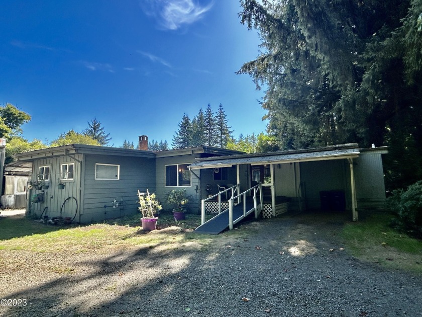 SECLUDED HOME WITH DEVELOPABLE ACREAGE. Looking for a retreat? - Beach Home for sale in Otis, Oregon on Beachhouse.com