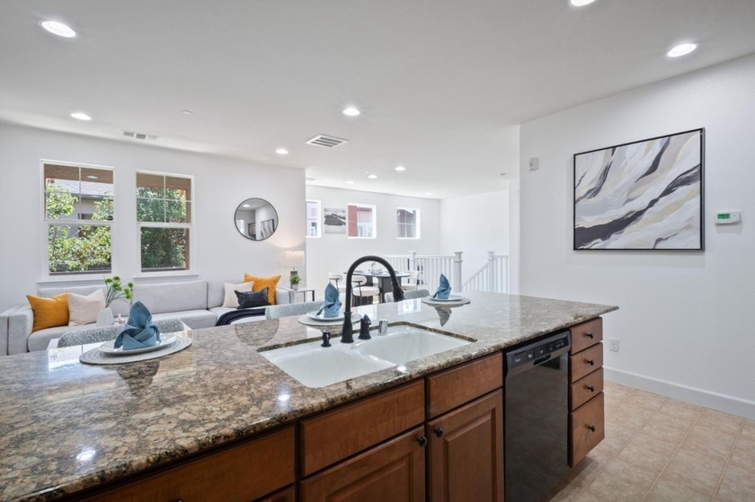 Nestled in one of North San Jose's most sought-after Market Park - Beach Condo for sale in San Jose, California on Beachhouse.com