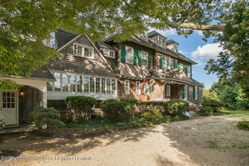 This ''Grande Dame'' sits majestically on over 3 acres of one of - Beach Home for sale in Rumson, New Jersey on Beachhouse.com