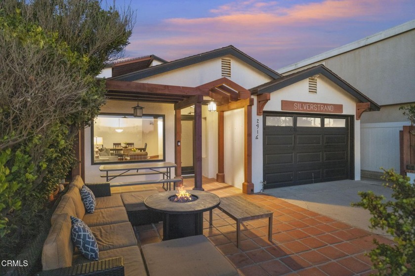 Stunning Ocean & Harbor-View Retreat at Hollywood by the Sea - Beach Home for sale in Oxnard, California on Beachhouse.com