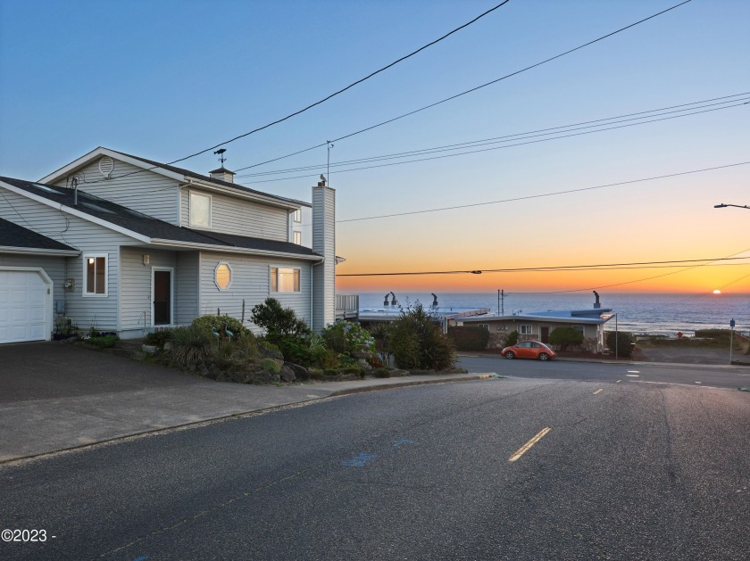 An exquisite coastal oasis in sought-after Newport, Oregon - Beach Home for sale in Newport, Oregon on Beachhouse.com
