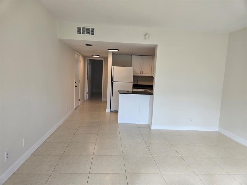 Welcome to your new beachside retreat! This charming 1BR/1BA - Beach Condo for sale in Deerfield Beach, Florida on Beachhouse.com