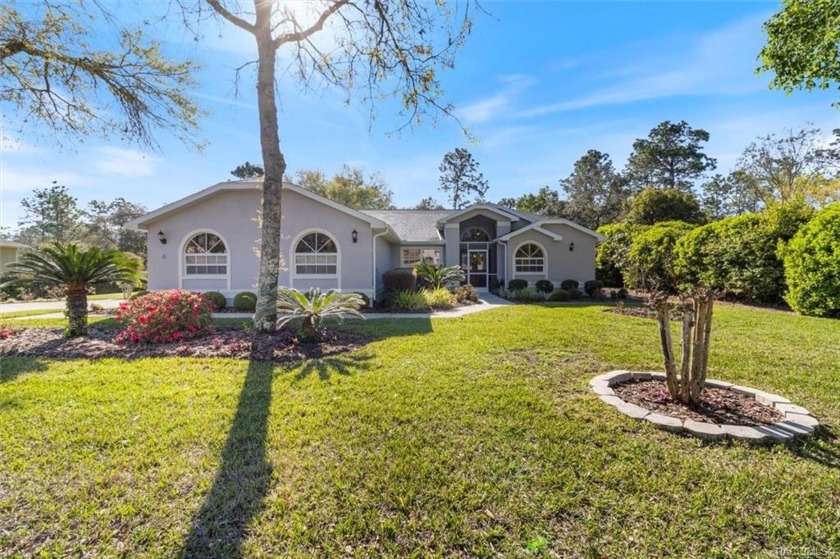 Welcome home to your tropical oasis in this fabulous 3 bedroom - Beach Home for sale in Homosassa, Florida on Beachhouse.com